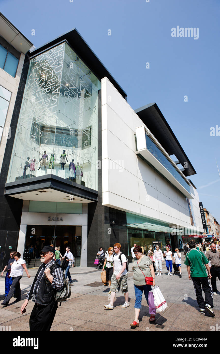 People passing Zara store on busy pedestrianised Henry Street Dublin  Republic of Ireland Stock Photo - Alamy