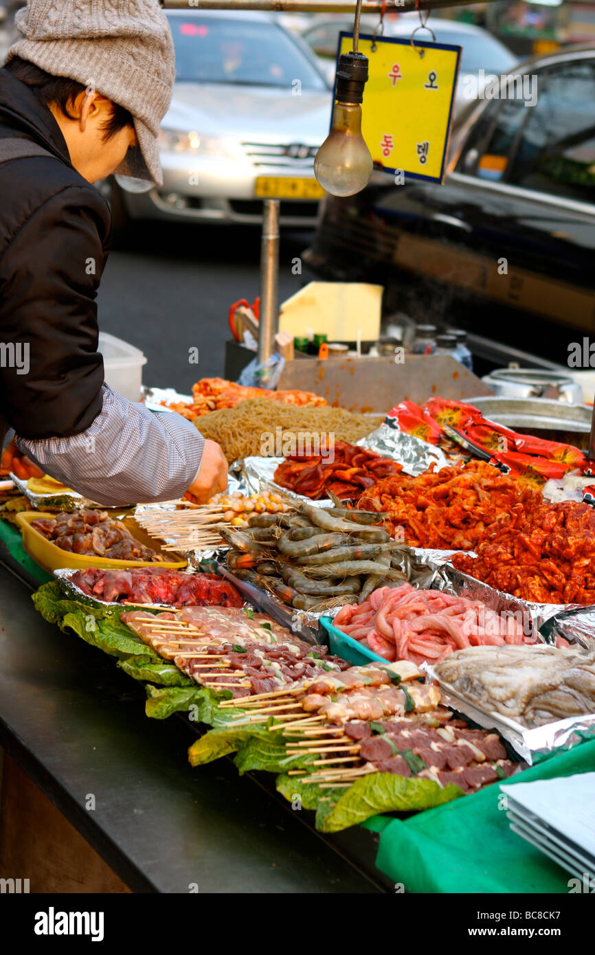 street korean food Stock Photo - Alamy