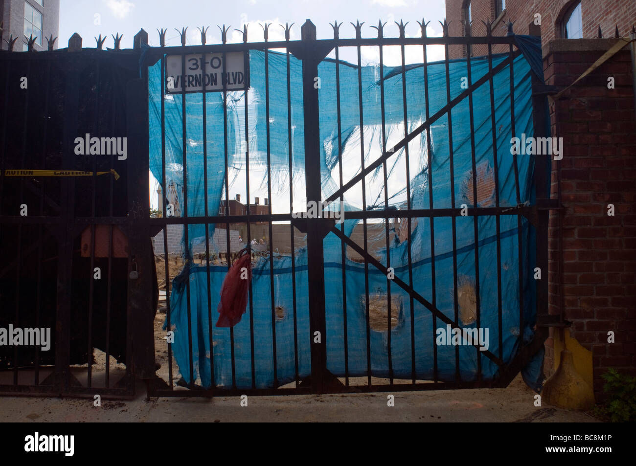 Construction site in Astoria in Western Queens on Saturday June 27 2009 Frances M Roberts Stock Photo