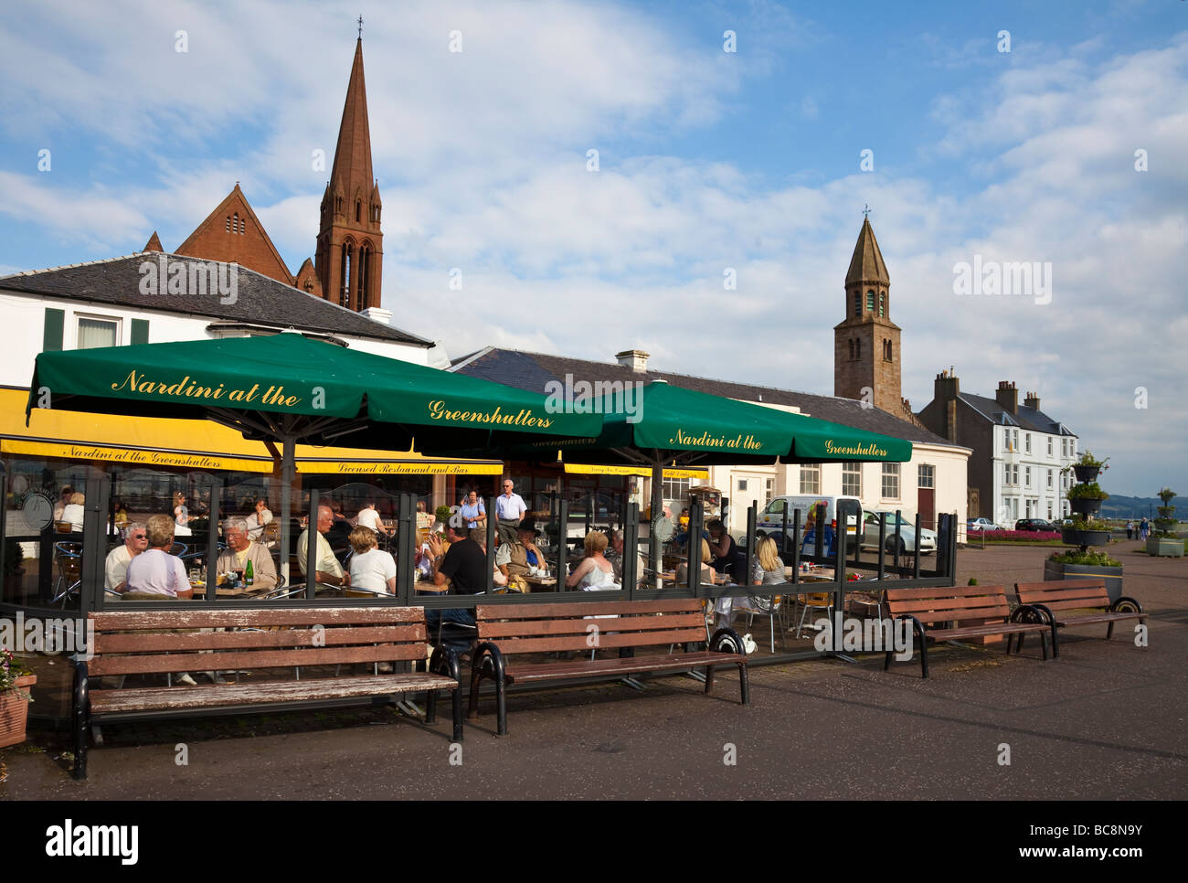 Nardini's at the Green Shutters, Largs Stock Photo Alamy