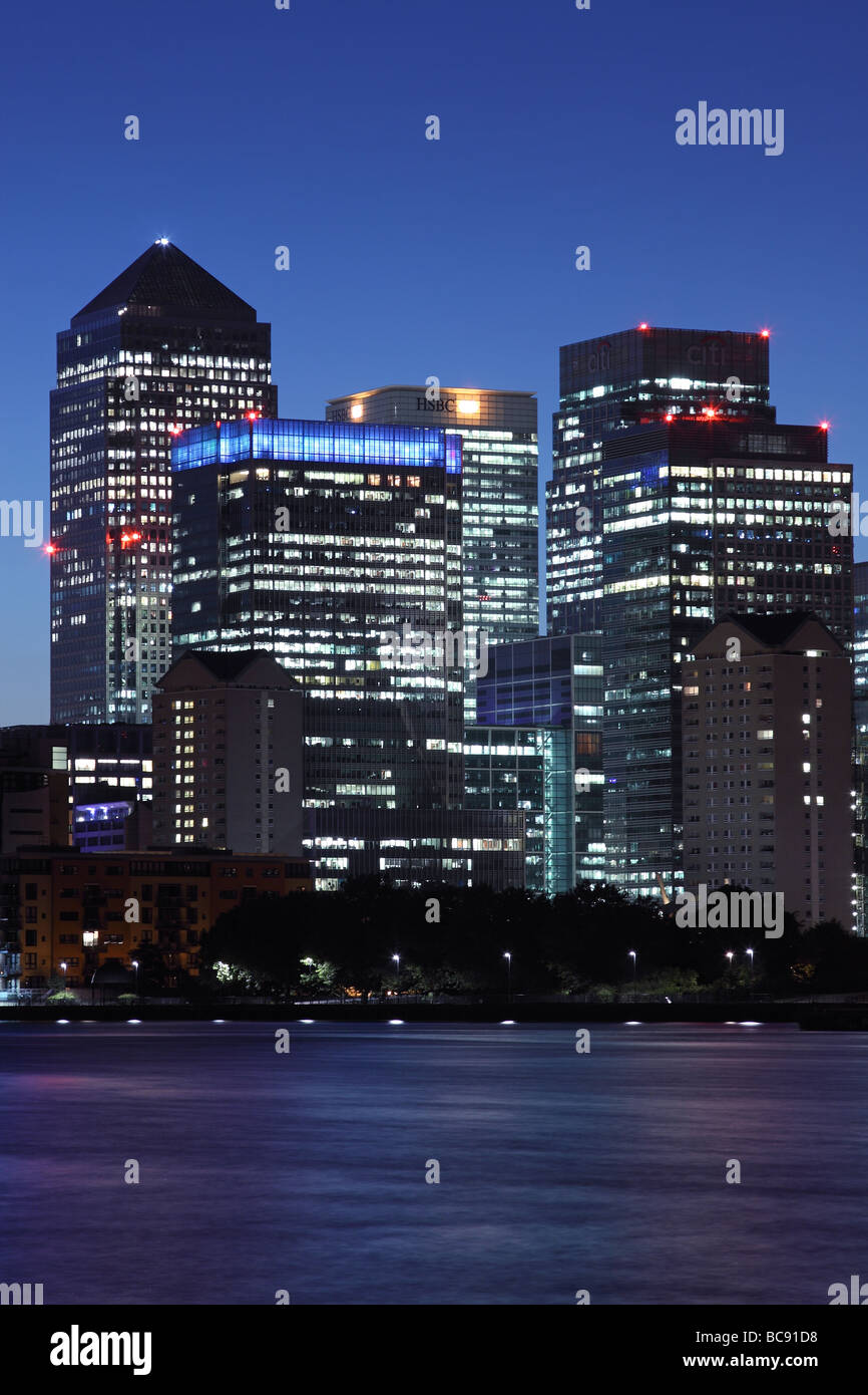 Canary Wharf at Dawn Stock Photo - Alamy