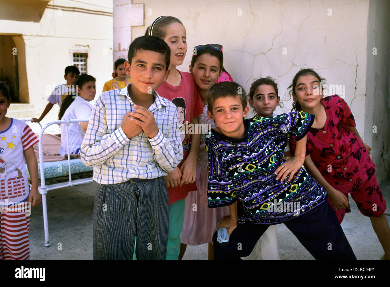 iraq Kurdish children to Mosul Stock Photo