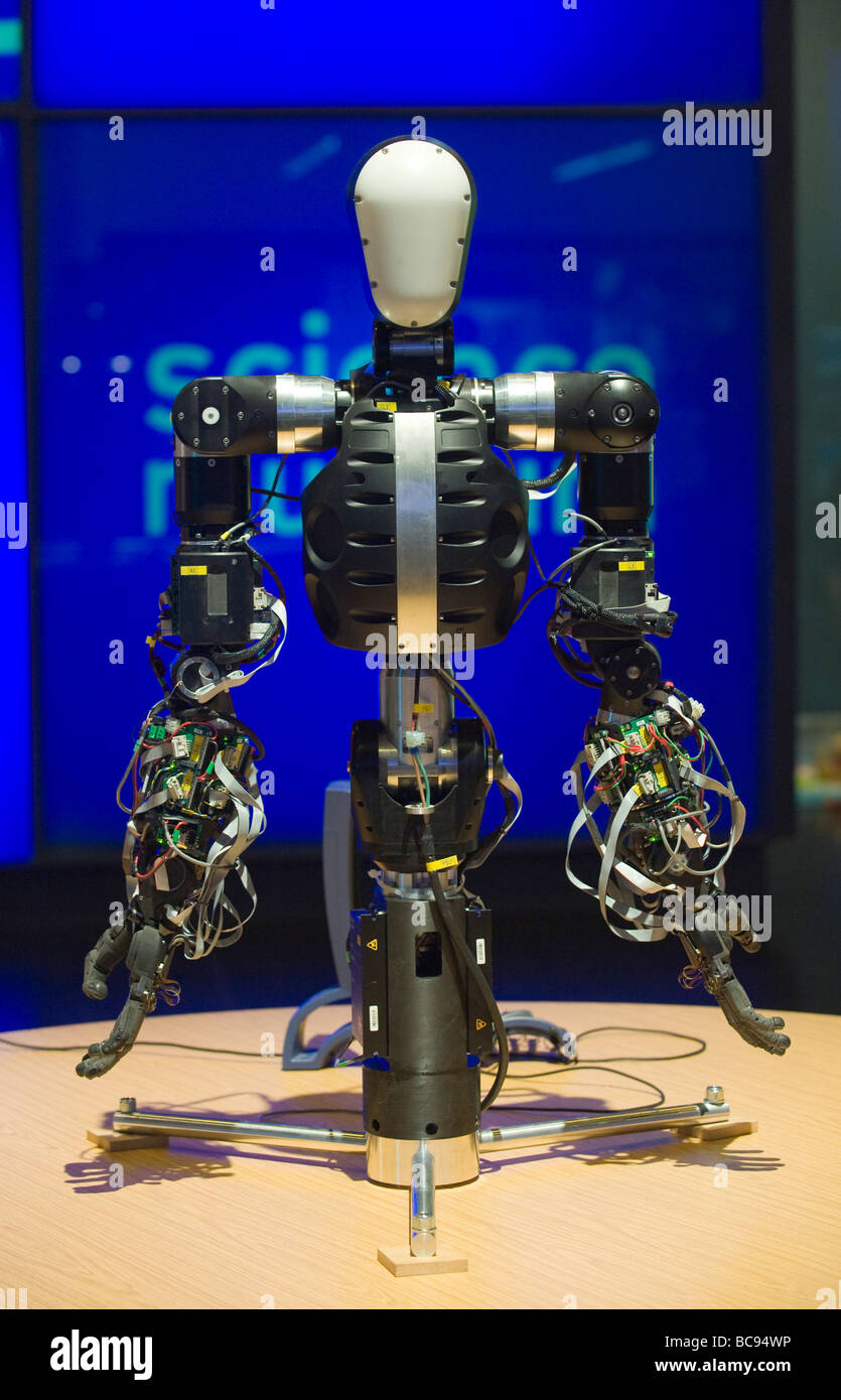 BERTI a humansized gesturing robot built by Graham Whiteley at the