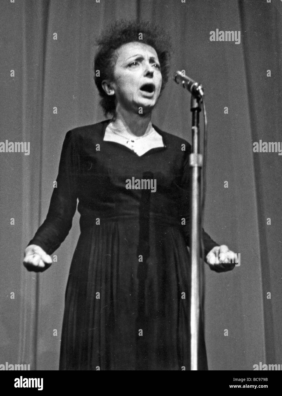 EDITH PIAF French singer (1915 - 1963 Stock Photo - Alamy