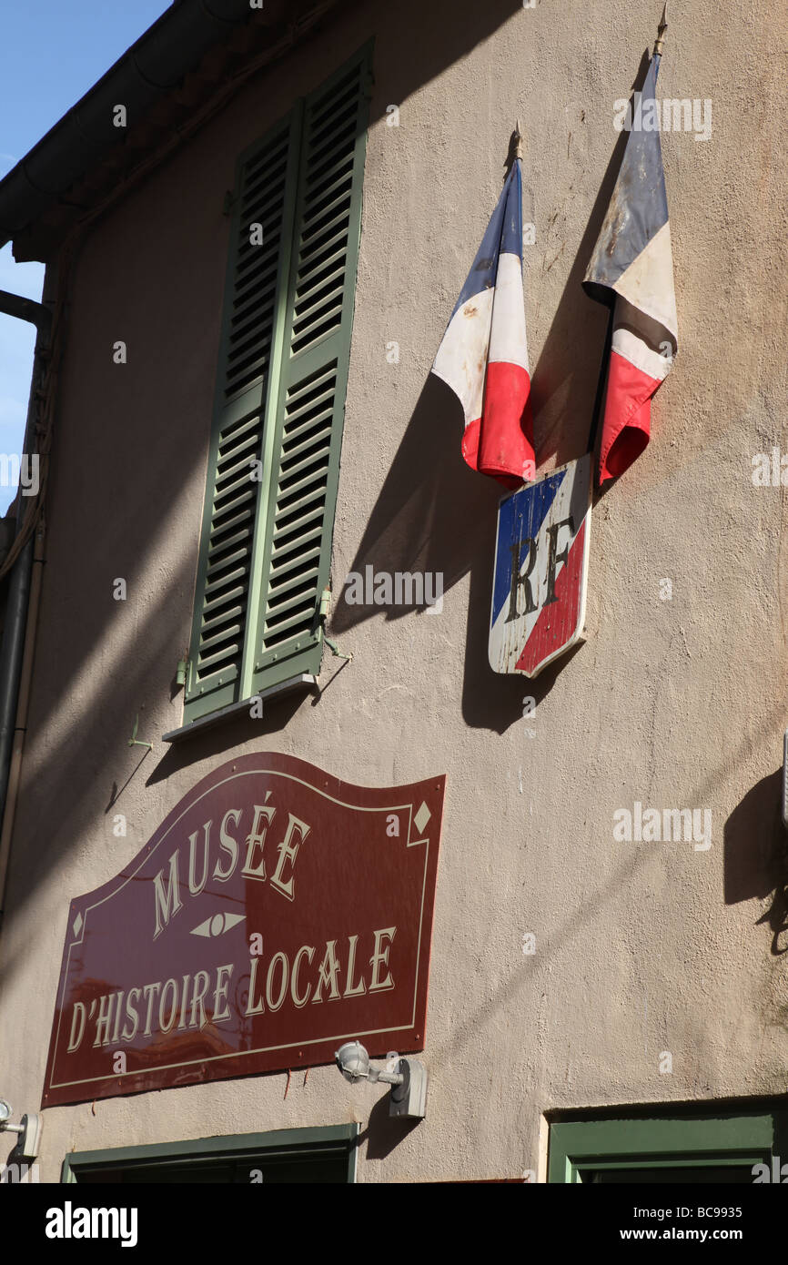 https://c8.alamy.com/comp/BC9935/muse-d-histoire-locale-mougins-provence-south-of-france-where-picasso-BC9935.jpg