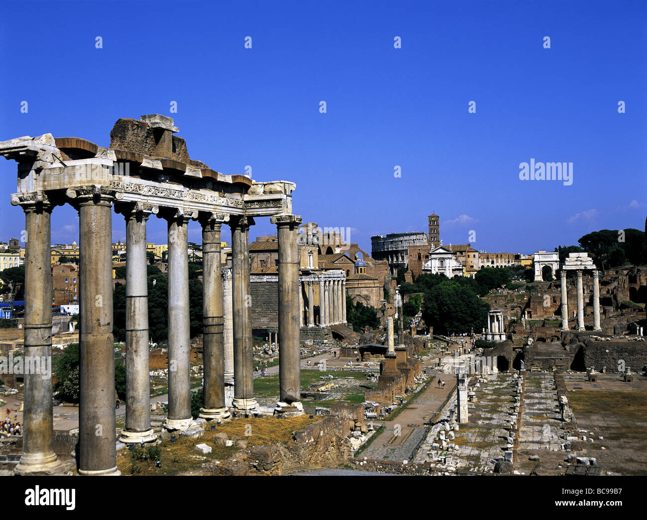 Roman forum ruins rome hi-res stock photography and images - Alamy