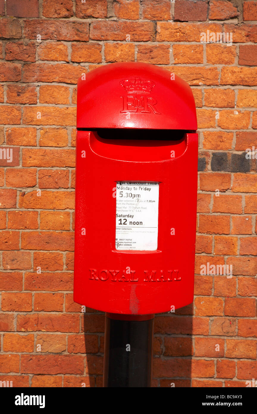 Royal Mail postbox Stock Photo Alamy