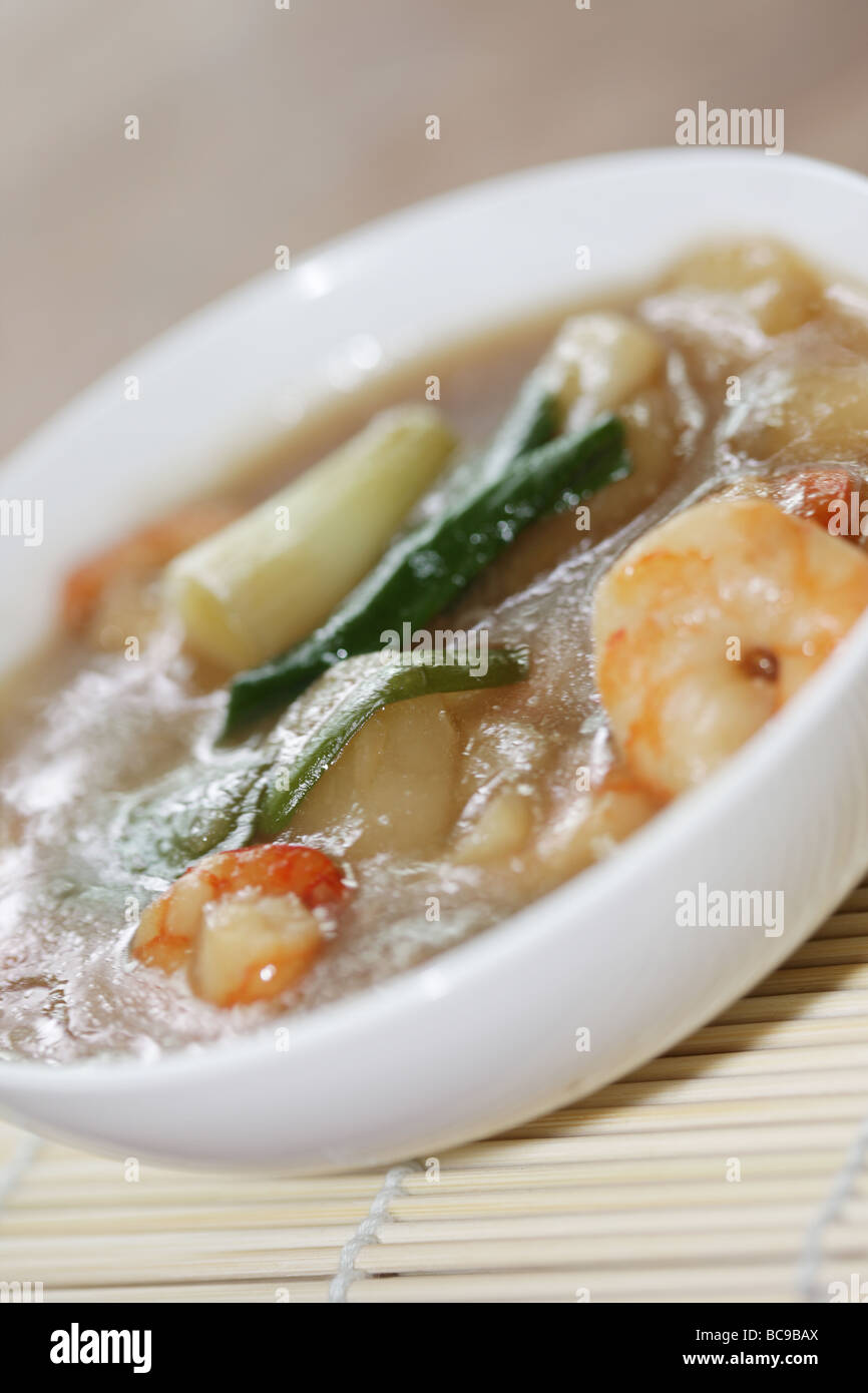 Prawns with Ginger and Spring Onion Stock Photo Alamy