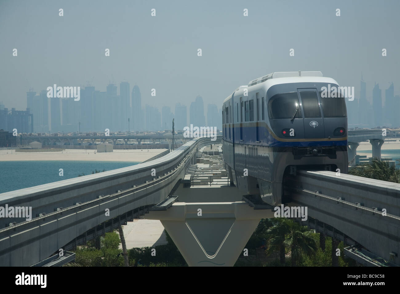 Dubai Palm Jumeirah Monorail Train And Track Uae Stock Photo - Alamy