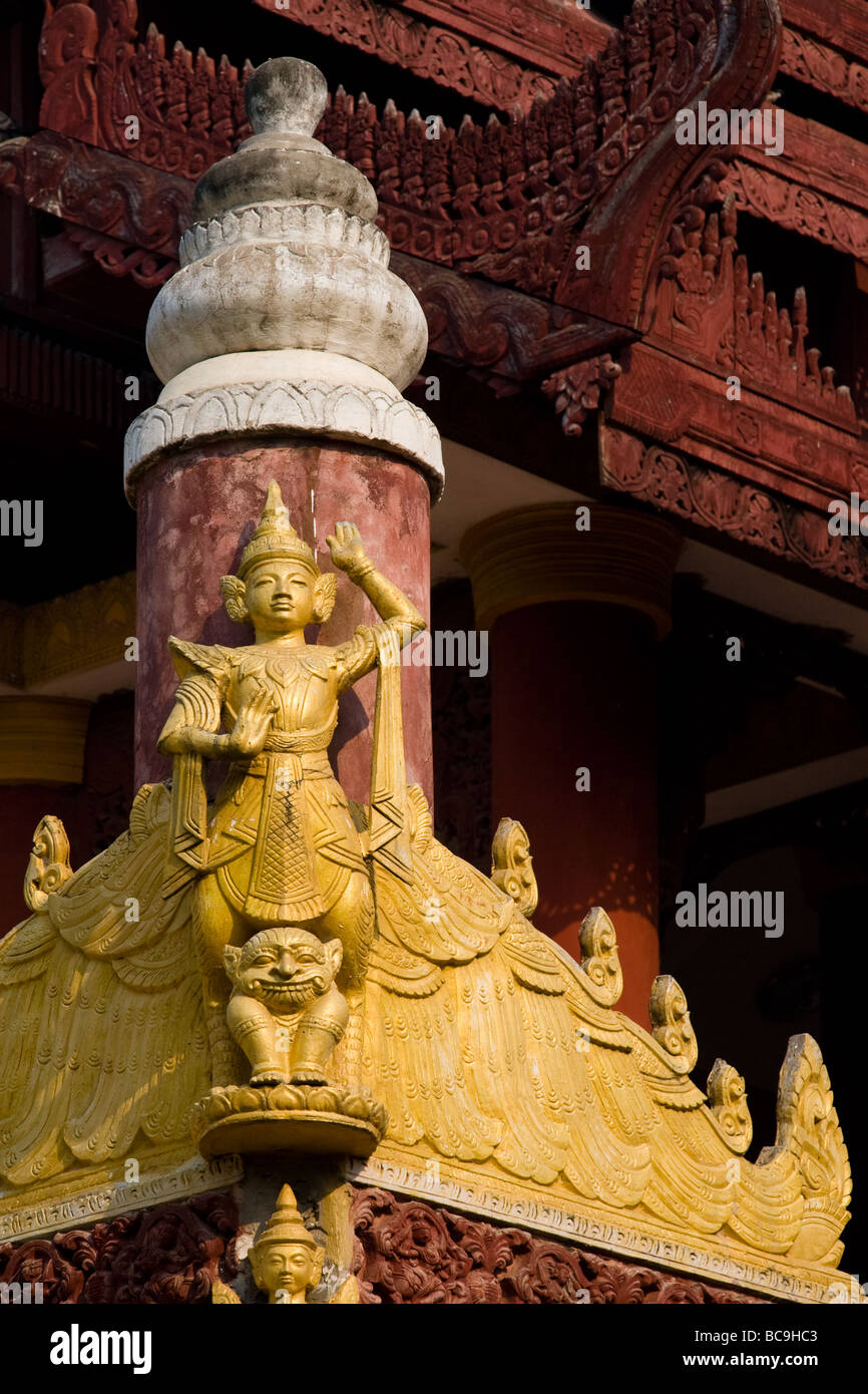 Teakwood carving on a Pagoda in Mandalay, Myanmar Stock Photo