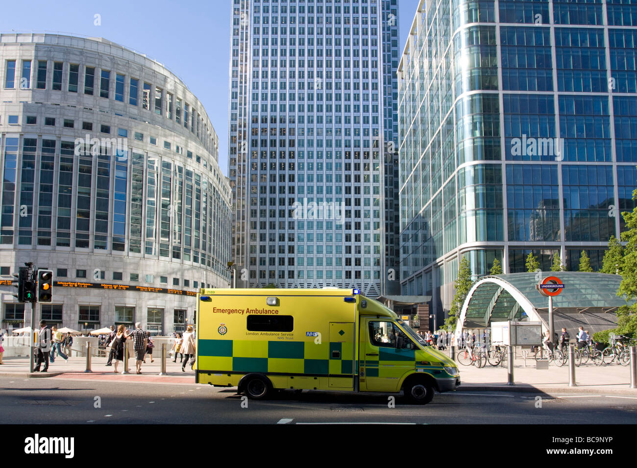 NHS London Emergency Ambulance - Canary Wharf - London Stock Photo