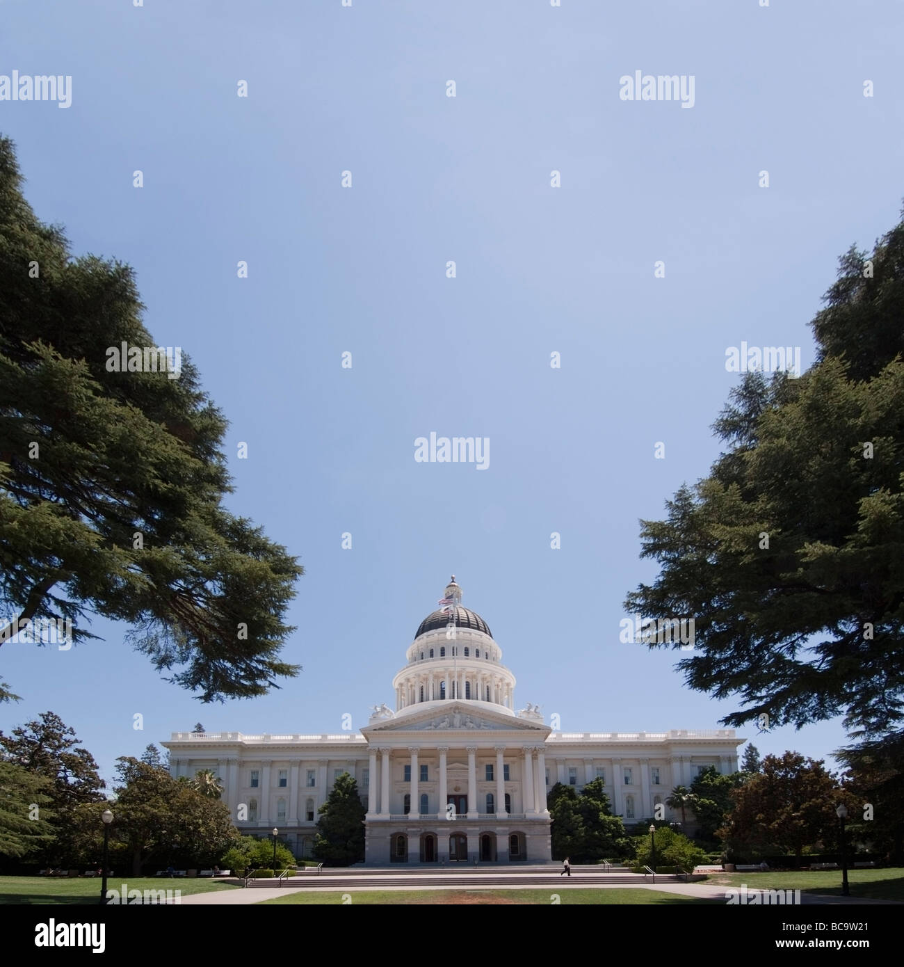 Empty California Capital building in Sacramento, California, as the state issues Millions of dollars of Promissory Notes (IOU's) Stock Photo