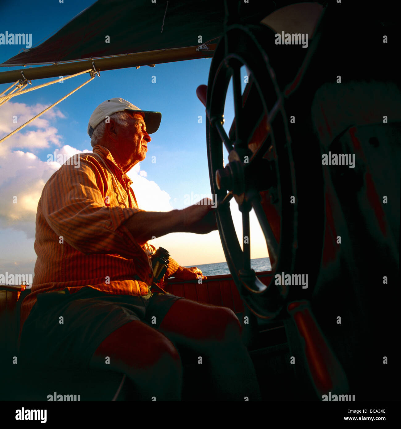 O steering hi-res stock photography and images - Alamy