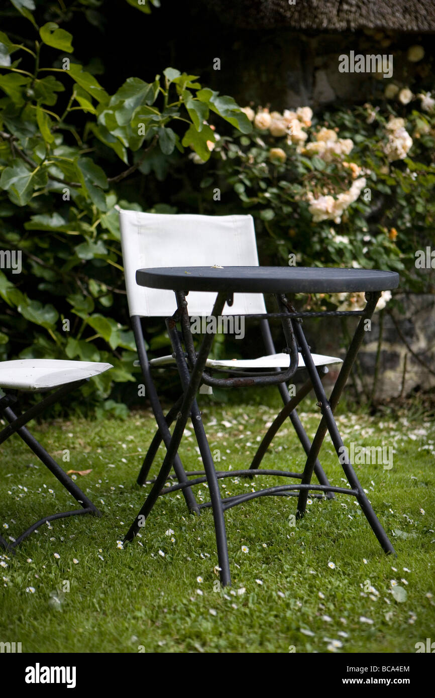English garden garden table chairs hires stock photography and images