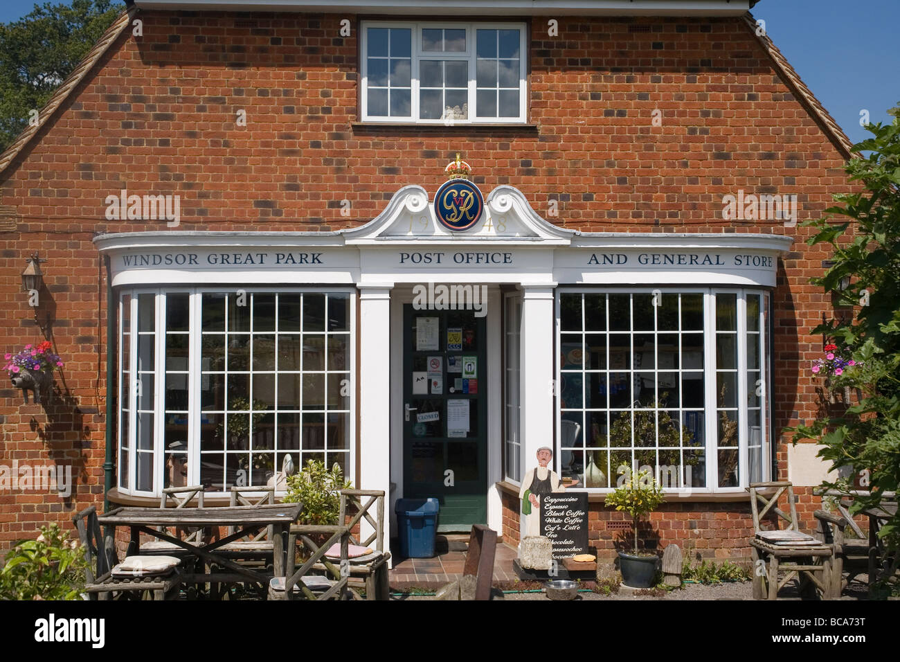 England berkshire Windsor Great park, Post office Stock Photo Alamy