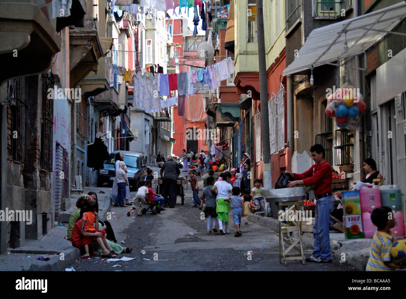 Tarlabasi Istanbul High Resolution Stock Photography And Images Alamy tarlabasi-istanbul-high-resolution-stock-photography-and-images-alamy