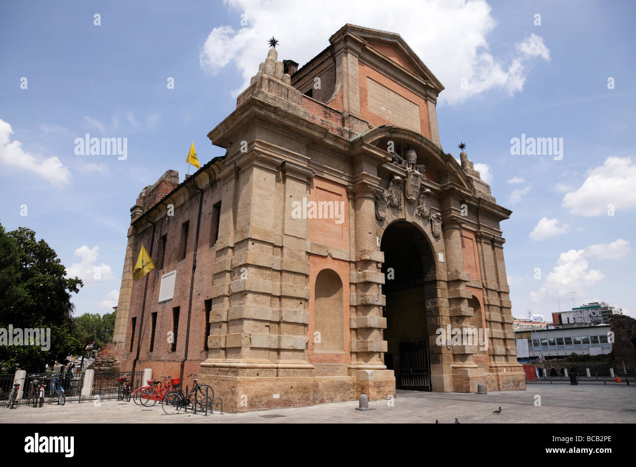 porta galliera designed by bartolomeo provaglia in 1661 within piazza xx settembre bologna italy Stock Photo