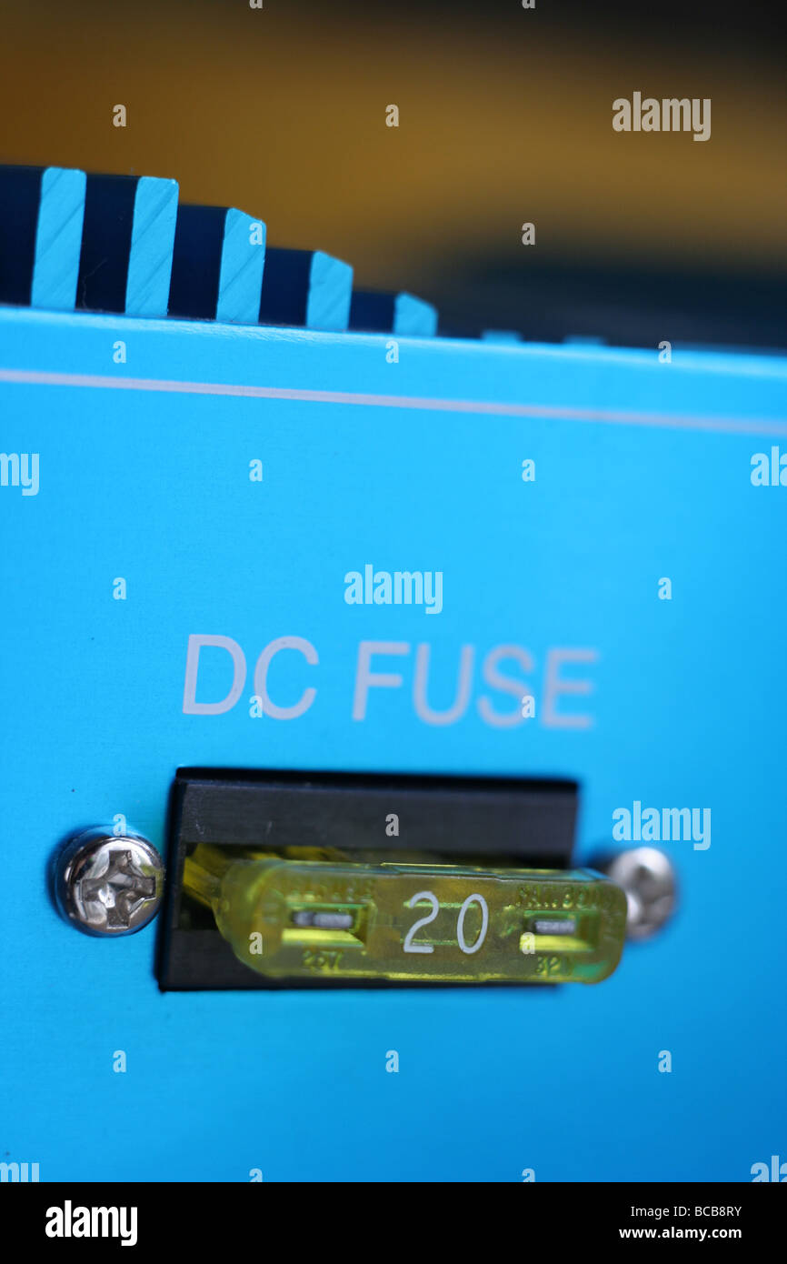 Dc to dc converter hires stock photography and images Alamy
