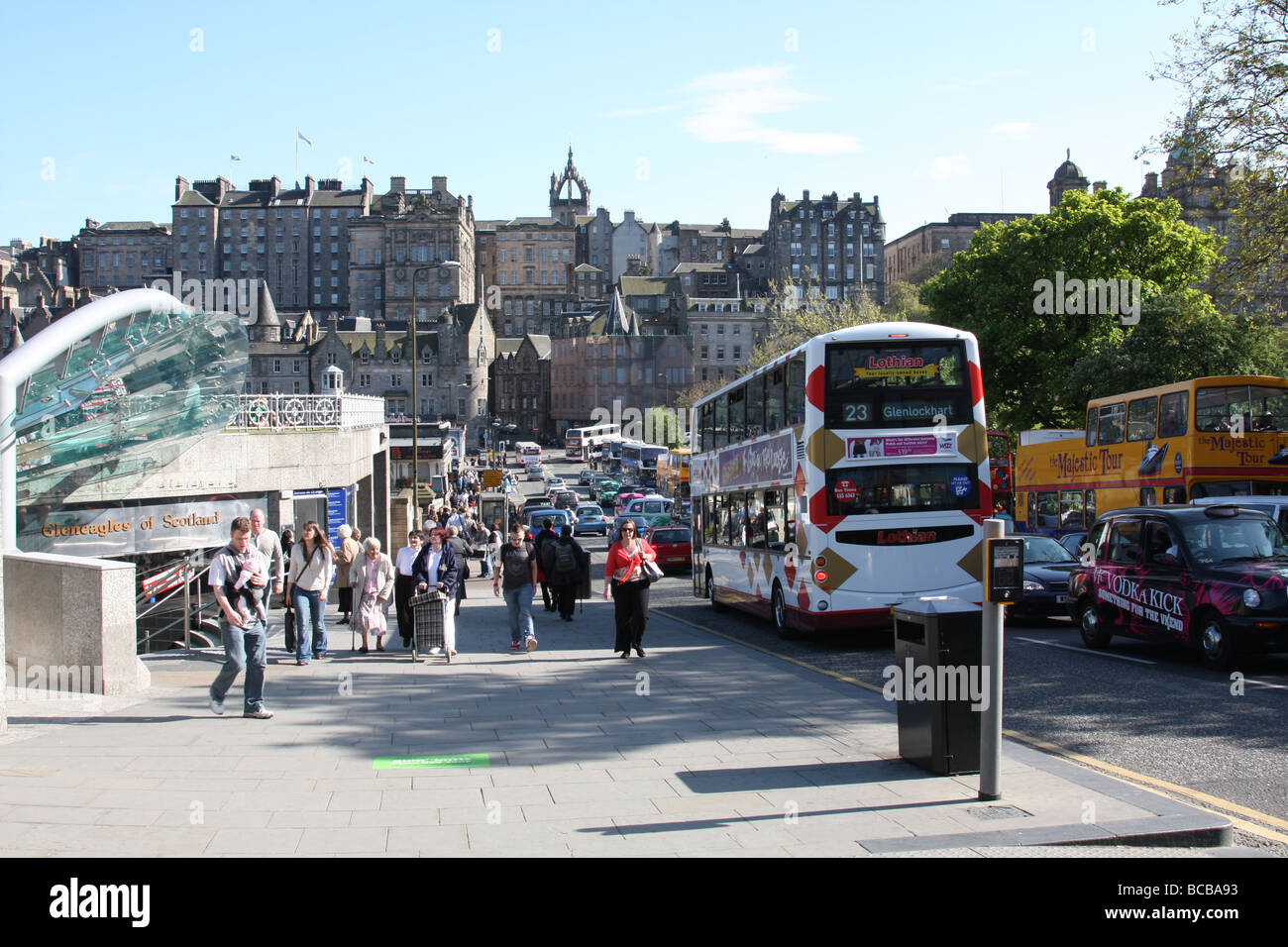 Waverley Bridge Edinburgh High Resolution Stock Photography and Images