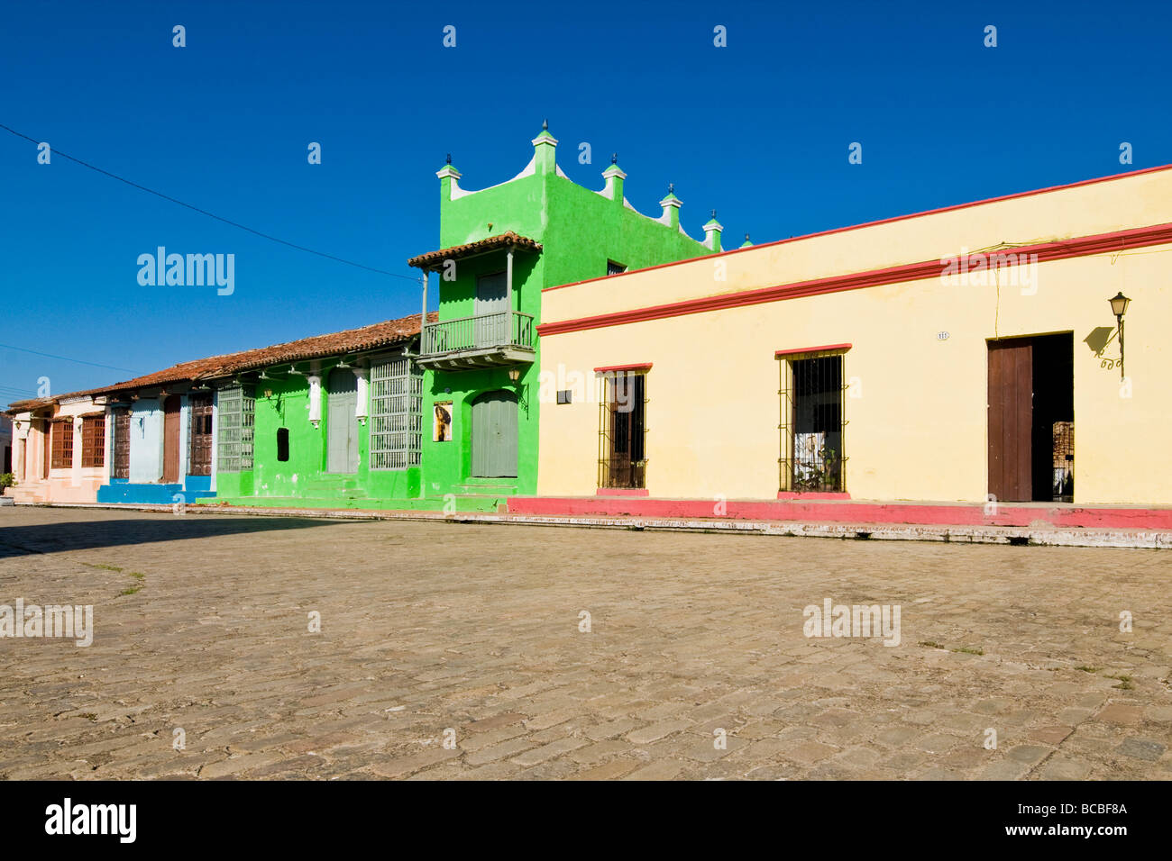cuba camaguey traditional houses Stock Photo Alamy