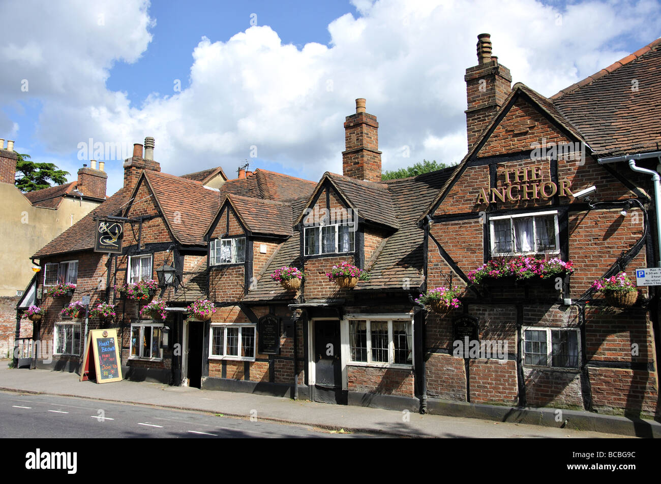 The Anchor Pub, High Street, Ripley, Surrey, England, United Kingdom