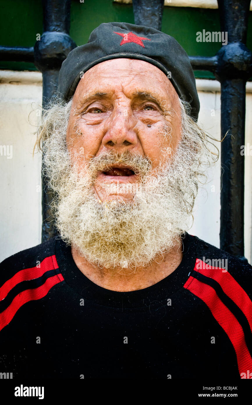 cuba havana old man Stock Photo - Alamy