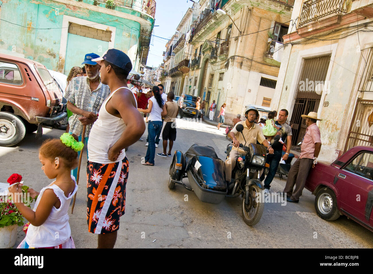 Life in the town hi-res stock photography and images - Alamy