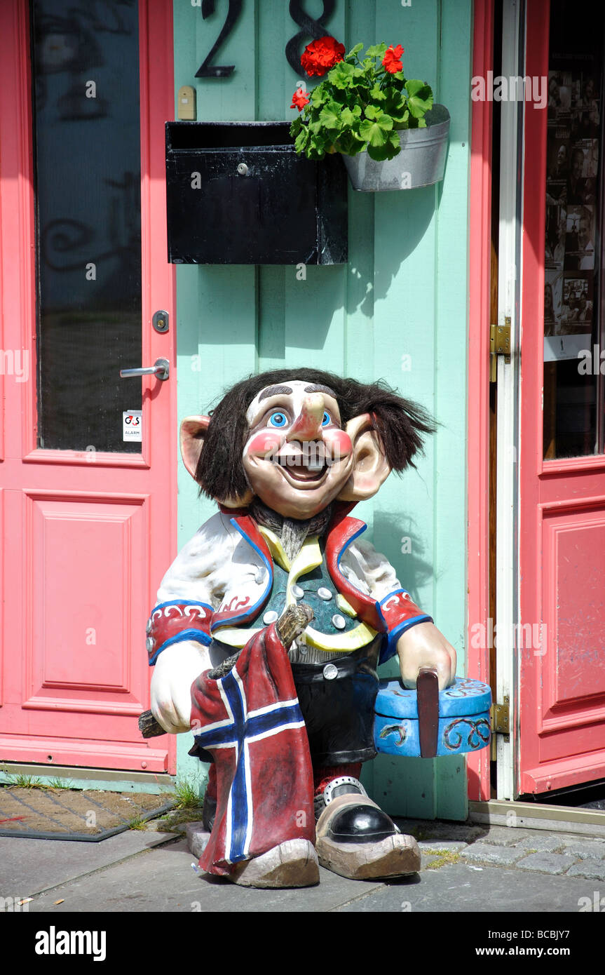 Norway troll outside shop hi-res stock photography and images - Alamy