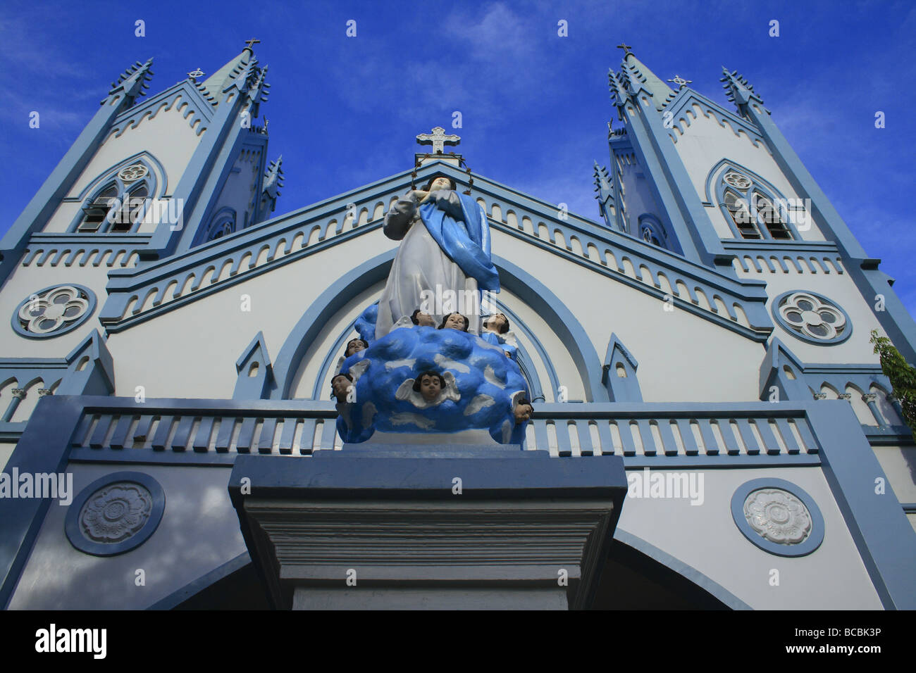 Үйсіз еркек секс