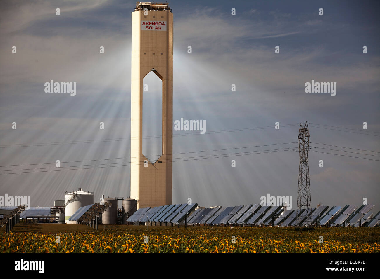 Solar power plant hi-res stock photography and images - Alamy