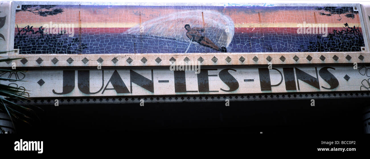 France, Alpes Maritimes, Juan les Pins, mosaic on a bridge showing water  skiing Stock Photo - Alamy