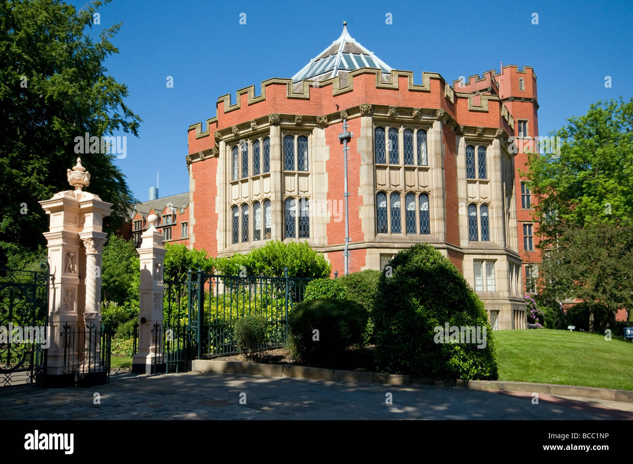 University of Sheffield ,Firth Court ,South Yorkshire England Stock Photo