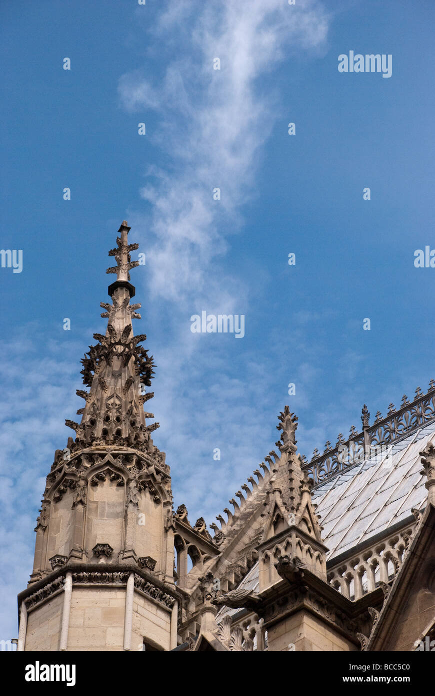 Sainte chapelle paris exterior hi-res stock photography and images - Alamy