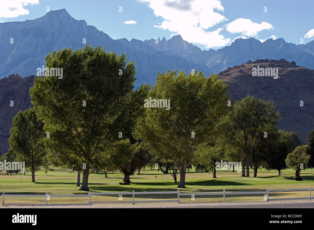 Mount Whitney Golf Club course and the Eastern Sierra mountains. Stock Photo