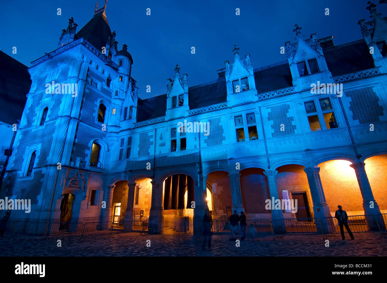 France, Loir et Cher, Loire Valley , Chateau de Blois, facade of Louis XII Wing in the courtyard Stock Photo