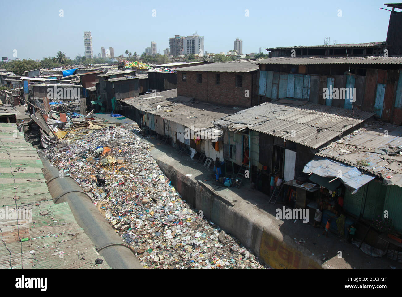 The notorious Dharavi slum Stock Photo