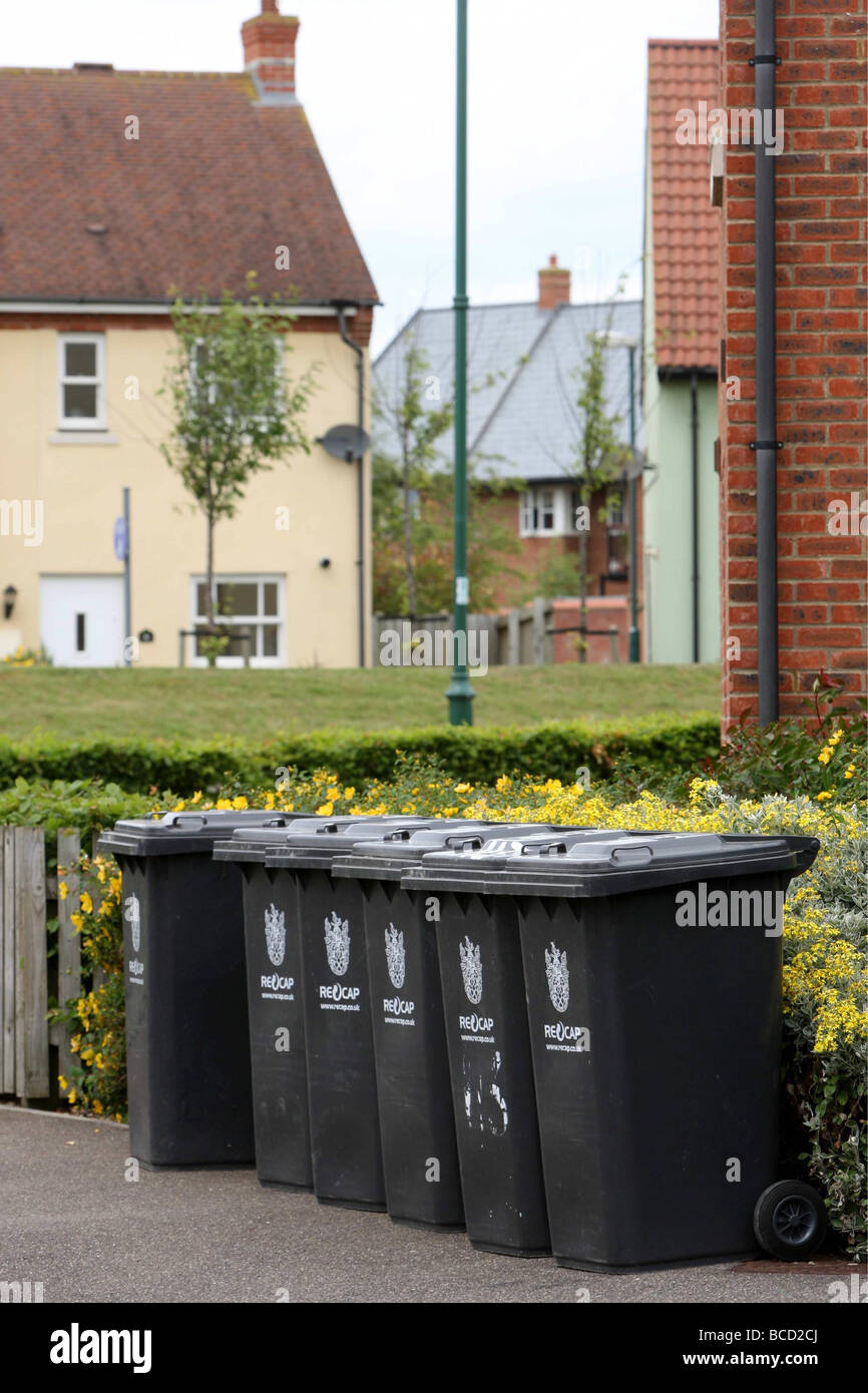 Wheelie bins on road hi-res stock photography and images - Alamy