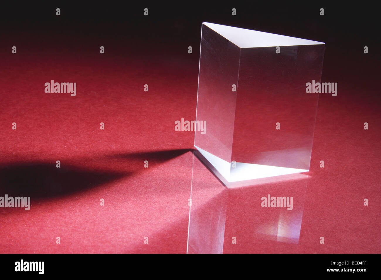 Triangular glass prism hires stock photography and images Alamy