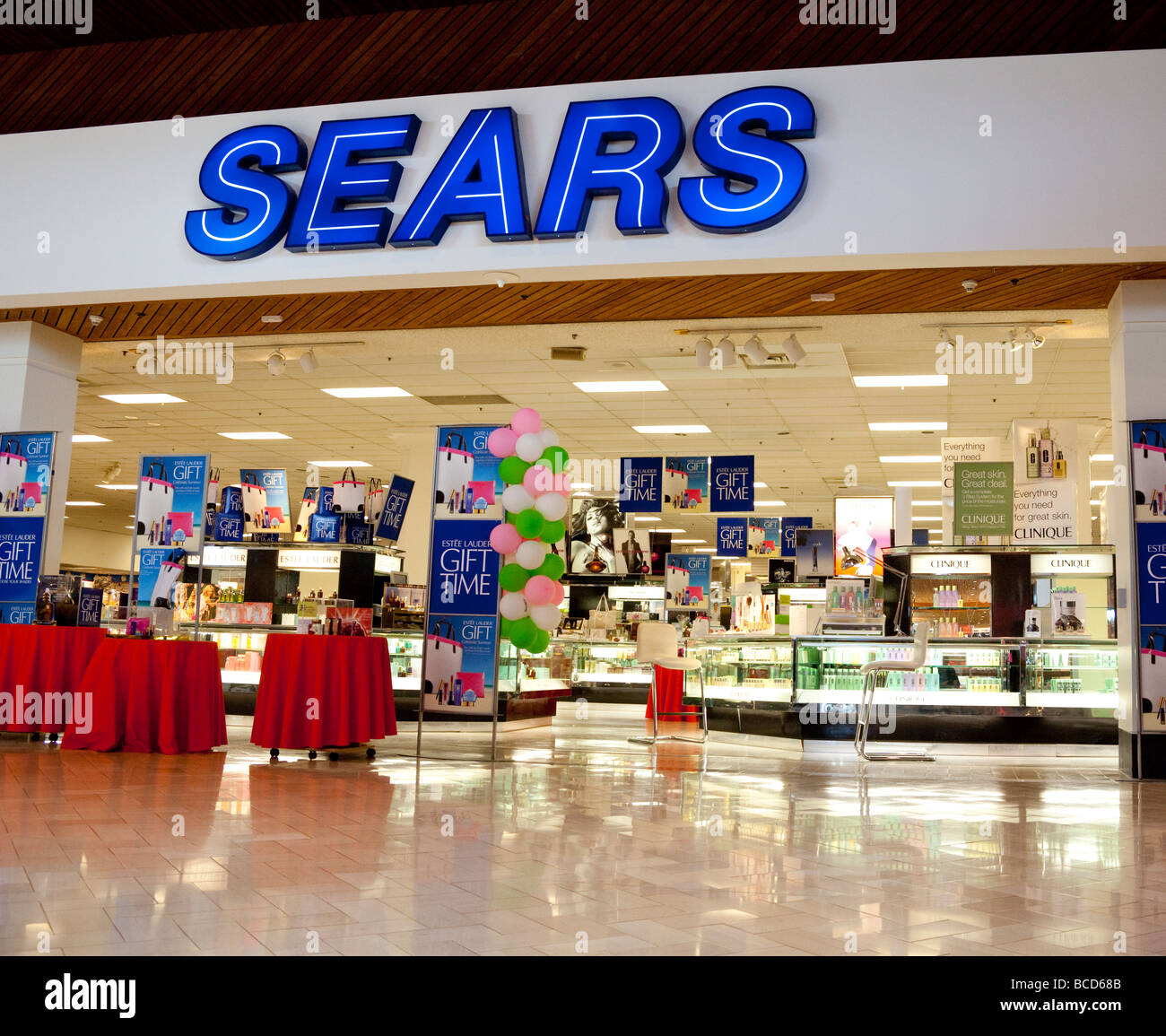 entrance to Sears department store, Coquitlam Centre Mall, Barnet Highway, Coquitlam, BC, Canada Stock Photo