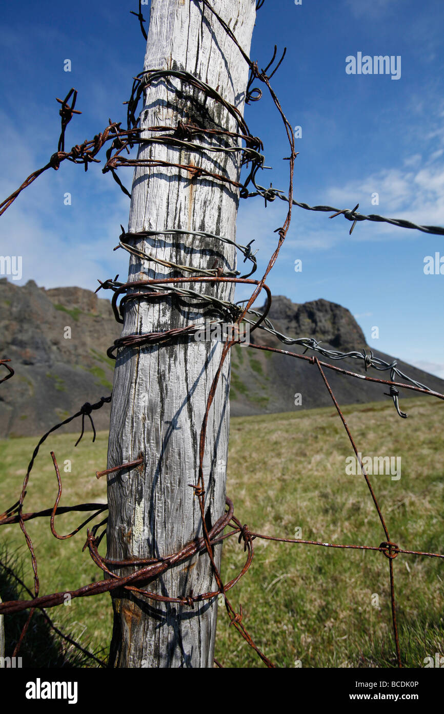 Old wooden fence post hi-res stock photography and images - Alamy