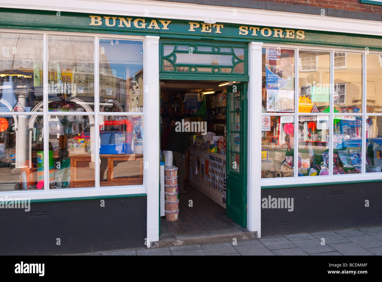 Bungay shops hires stock photography and images Alamy