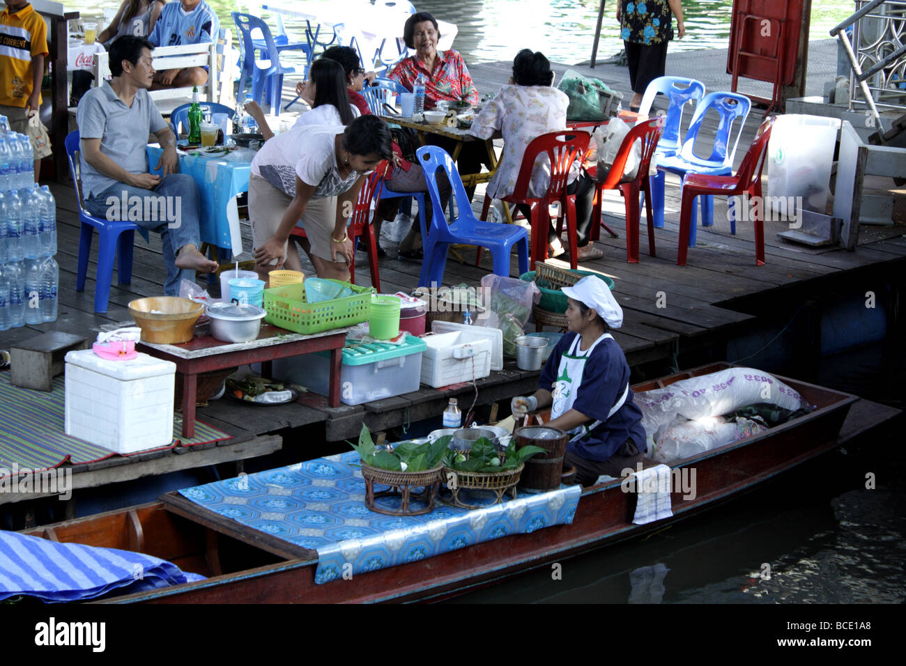Taling Chan floating market Stock Photo Alamy