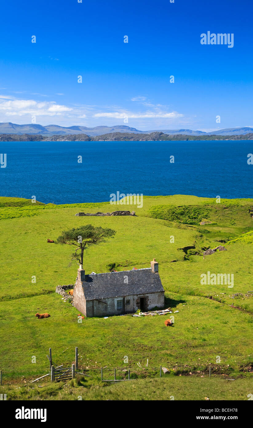 Crofting cottage hi-res stock photography and images - Alamy