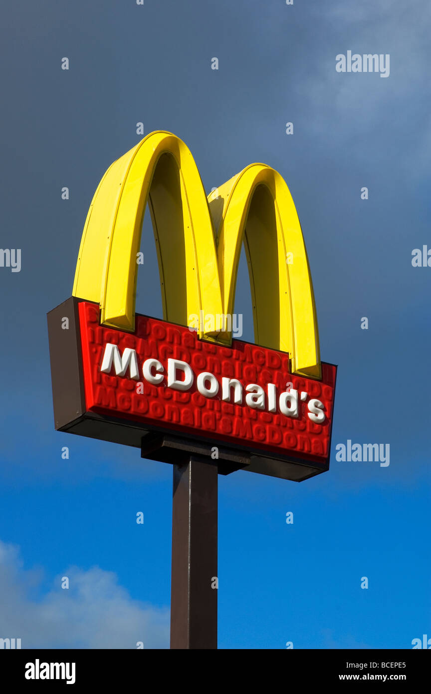 mcdonalds burger chain sign Stock Photo