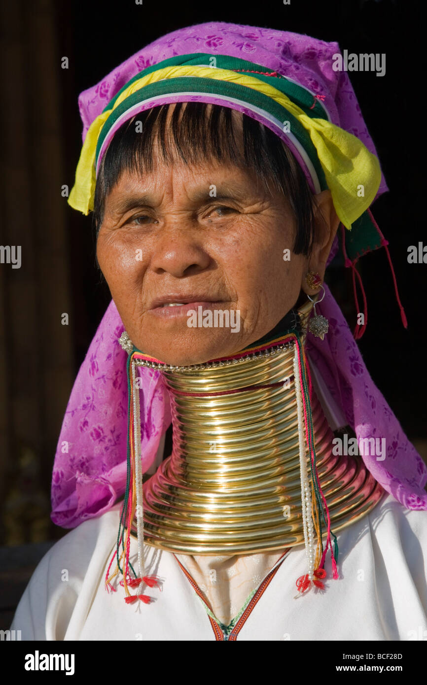 Myanmar, Burma, Lake Inle. Padaung woman belonging to the Karen sub-tribe wearing a traditional heavy brass necklace Stock Photo
