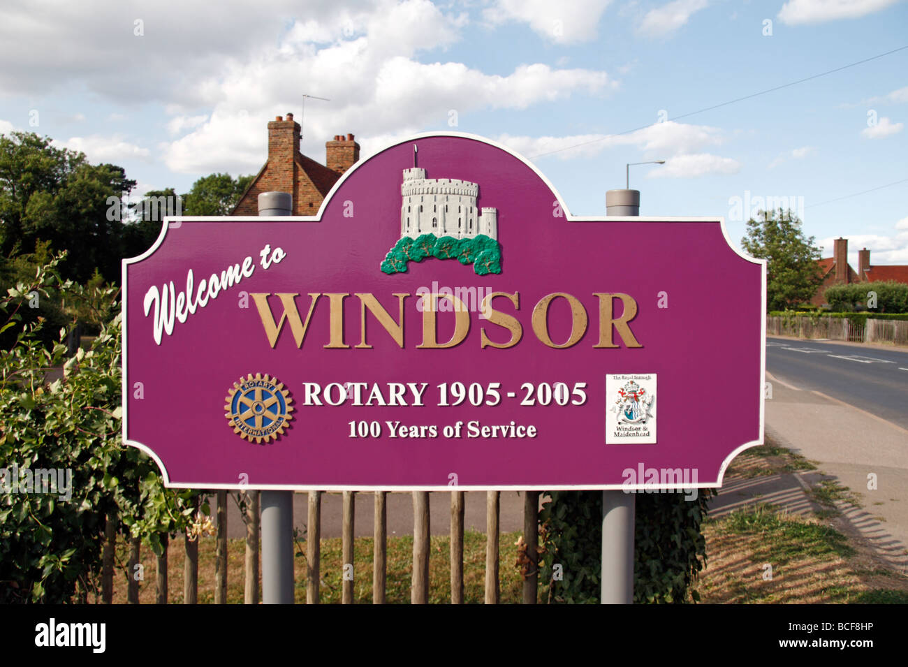 Road sign at the entrance to the Berkshire town of Windsor, site of Windsor Castle. Stock Photo