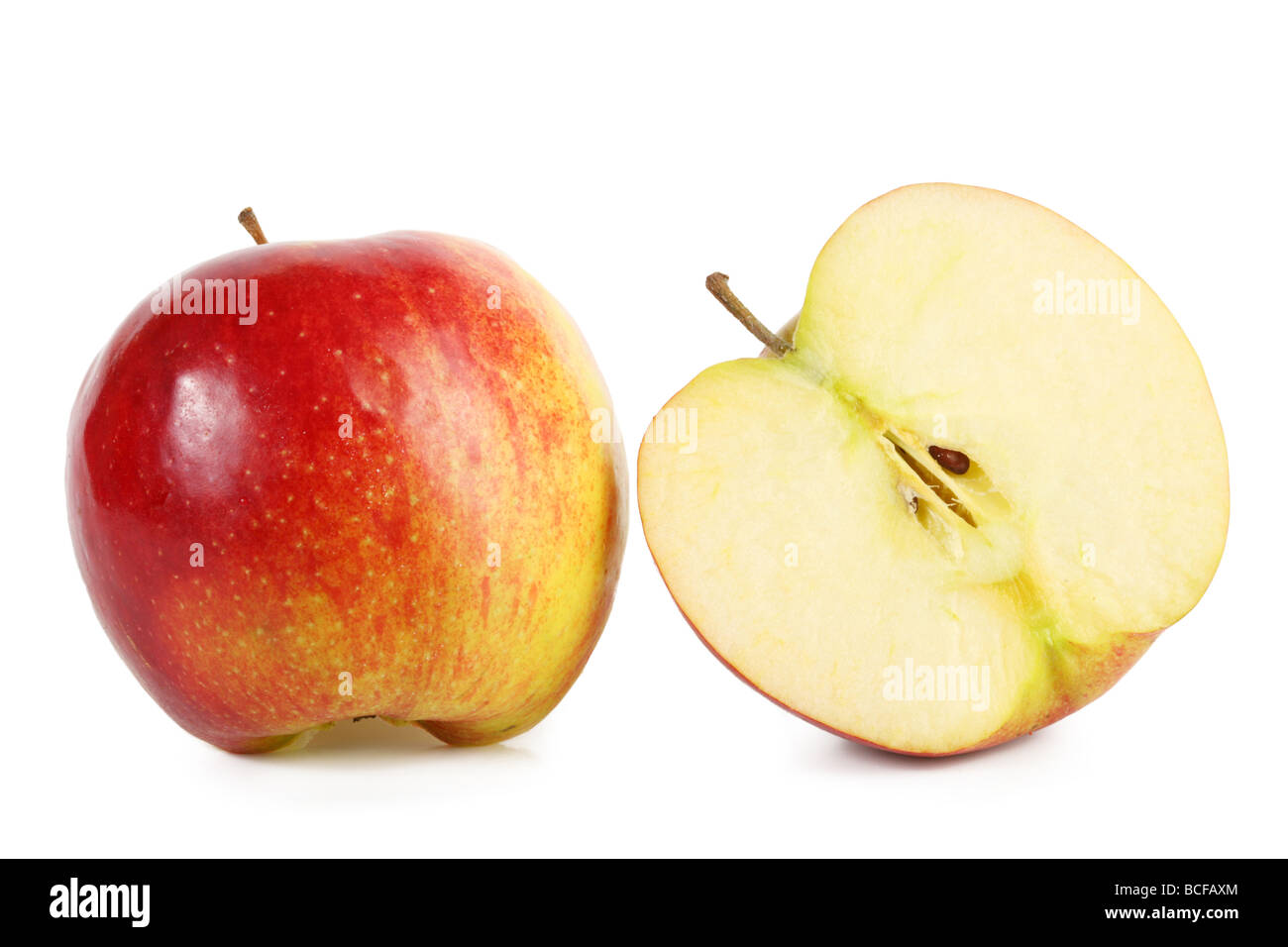 Red apple slice isolated hi-res stock photography and images - Alamy