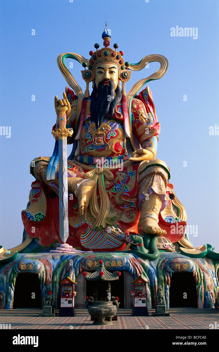 Taiwan Kaohsiung Lotus Lake Statue of Taoist God Xuan tian shang di