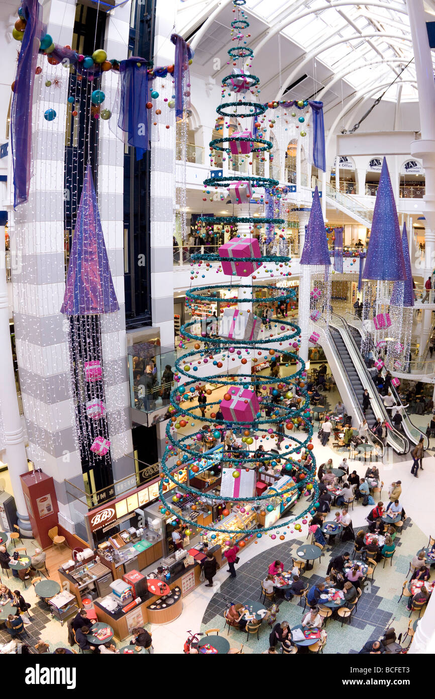English mall hi-res stock photography and images - Alamy