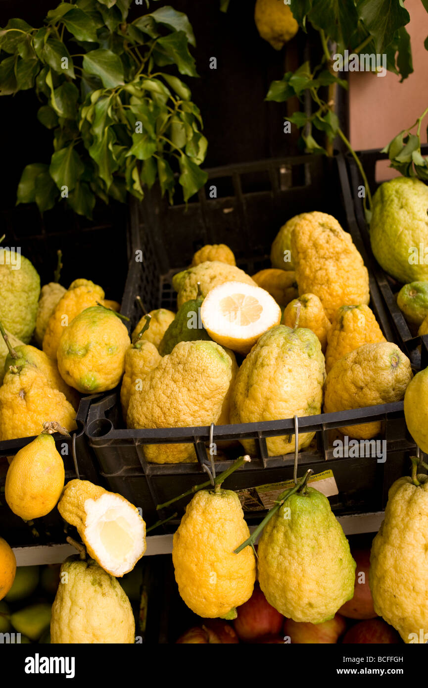 Sicilian lemons on sale Stock Photo - Alamy